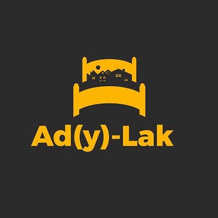 Ad-Lak Apartamento Dombóvár Exterior foto